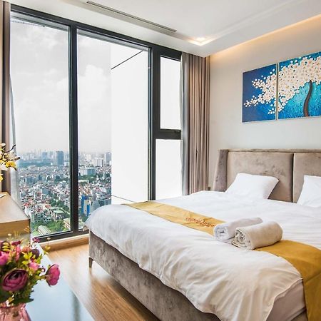 Hi-Home Suites - Vinhomes Metropolis Hanoi Esterno foto