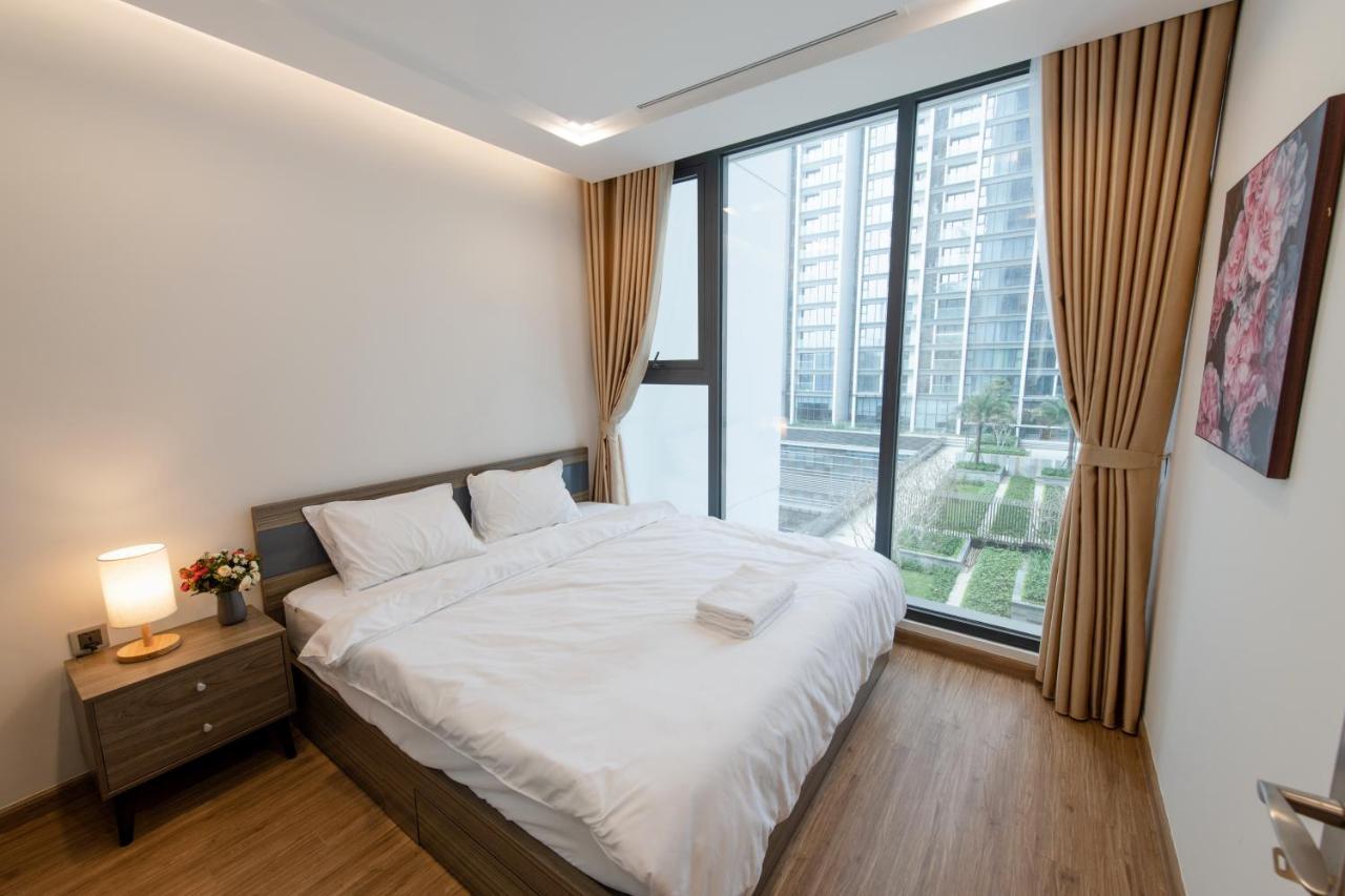 Hi-Home Suites - Vinhomes Metropolis Hanoi Esterno foto