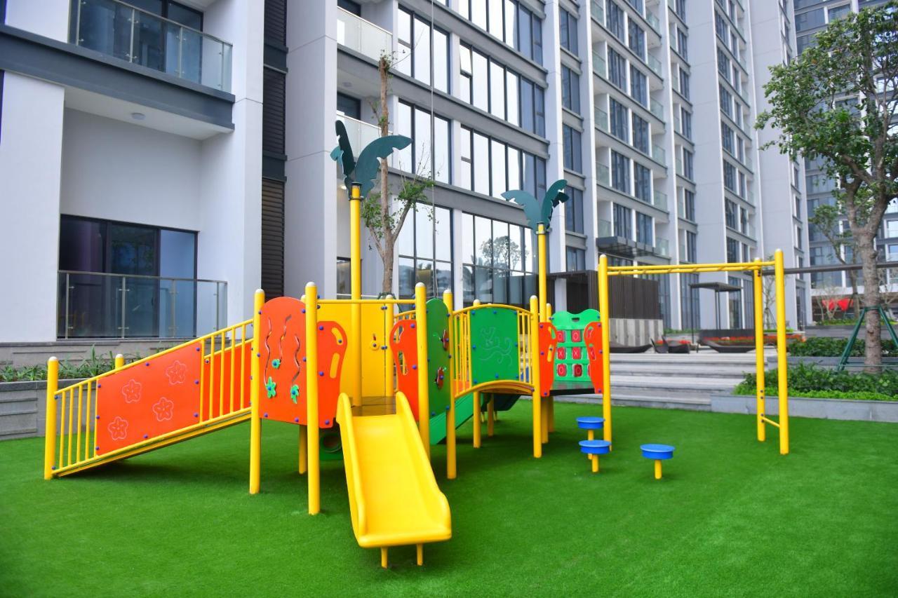 Hi-Home Suites - Vinhomes Metropolis Hanoi Esterno foto