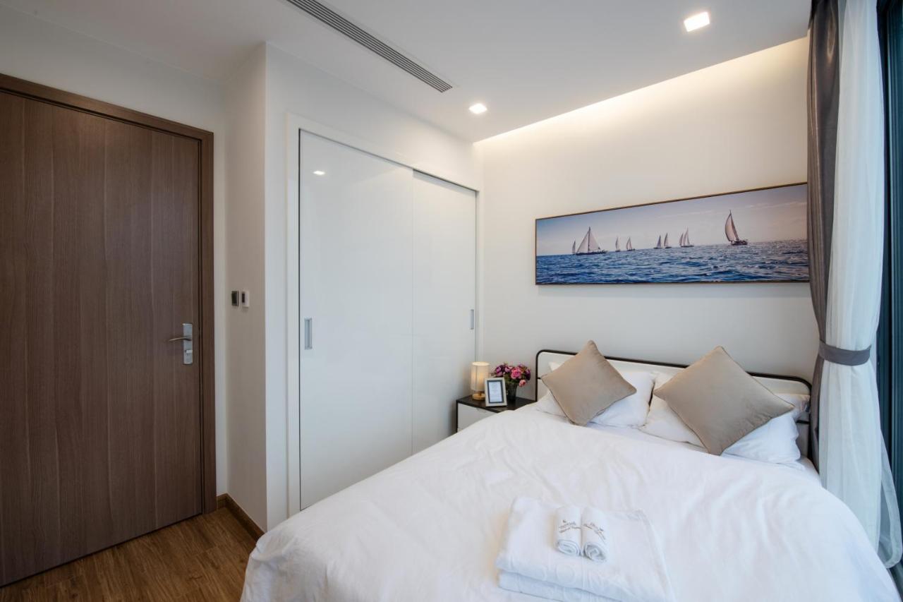 Hi-Home Suites - Vinhomes Metropolis Hanoi Esterno foto