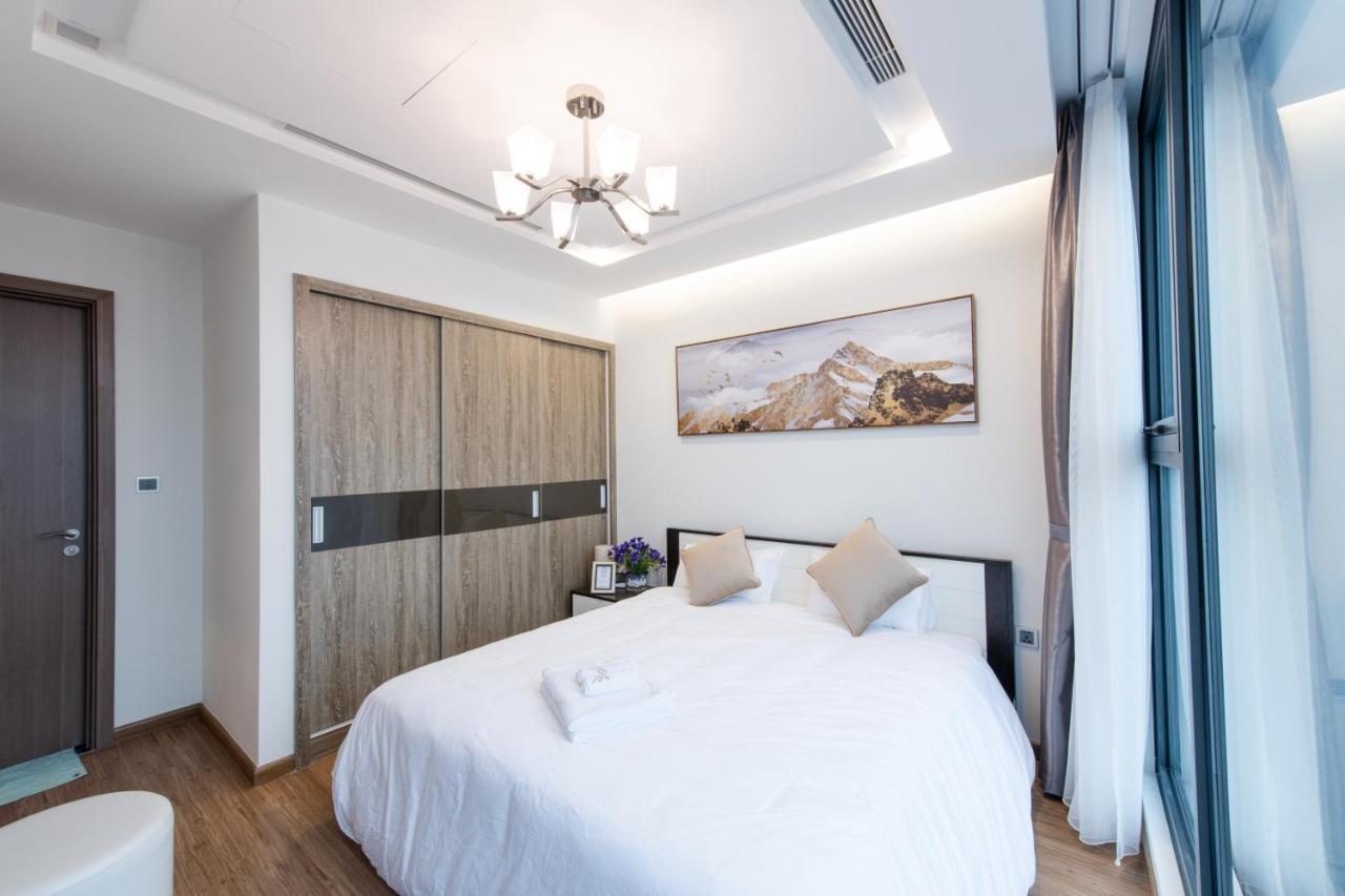 Hi-Home Suites - Vinhomes Metropolis Hanoi Esterno foto